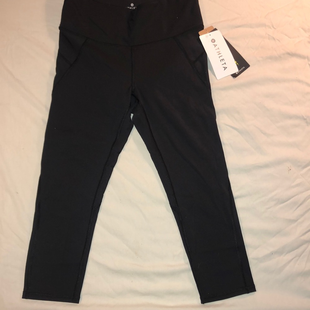 Black Sculpting leggings (Athleta)